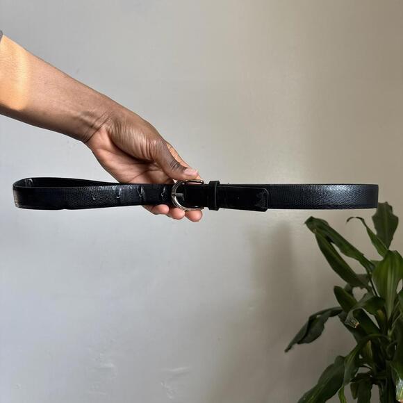 Vintage 90s Black faux Lizard Embossed Leather Belt // Silver Buckle - Picture 3 of 4